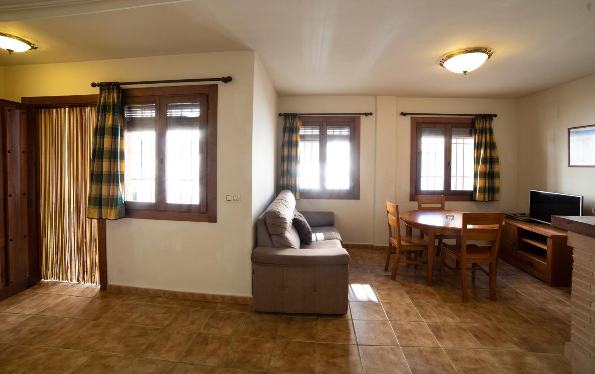 Apartamentos Berrocal Алькала-дель-Хукар Екстер'єр фото